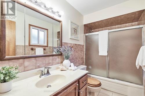 542 Mcleod Crescent, Pickering, ON - Indoor Photo Showing Bathroom