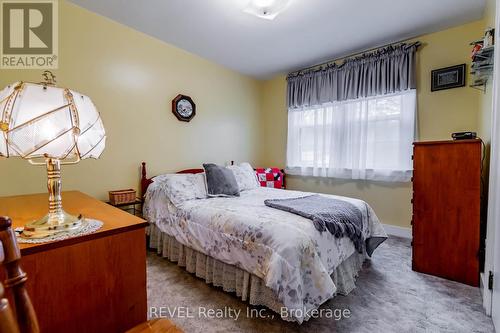 719 Church Street, Pelham (664 - Fenwick), ON - Indoor Photo Showing Bedroom