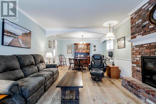 719 Church Street, Pelham (664 - Fenwick), ON - Indoor Photo Showing Living Room With Fireplace