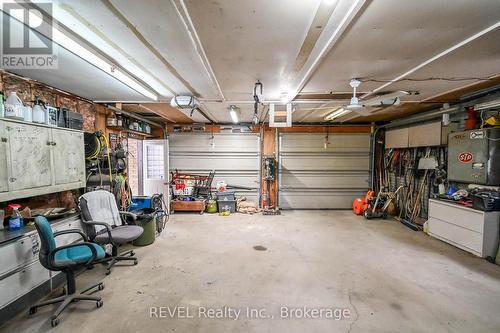 719 Church Street, Pelham (664 - Fenwick), ON - Indoor Photo Showing Garage