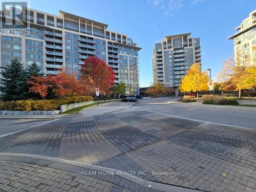 712 - 325 South Park Road, Markham, ON - Outdoor With Facade