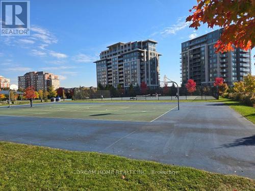 712 - 325 South Park Road, Markham, ON - Outdoor