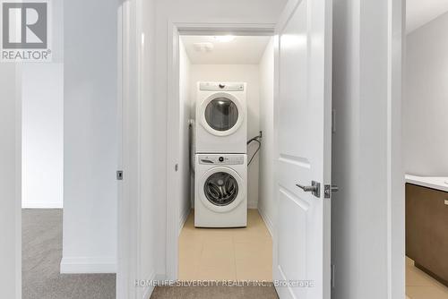 50 Windtree Way, Halton Hills, ON - Indoor Photo Showing Laundry Room