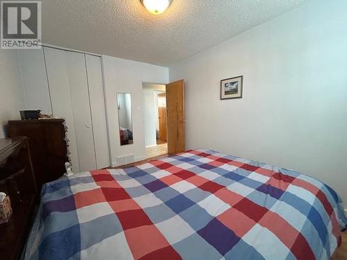 1321 92 Avenue, Dawson Creek, BC - Indoor Photo Showing Bedroom