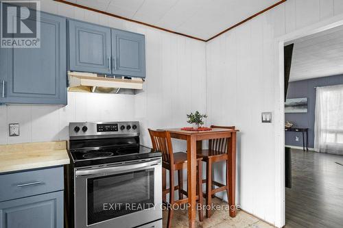 50 Denison Drive, Addington Highlands, ON - Indoor Photo Showing Kitchen