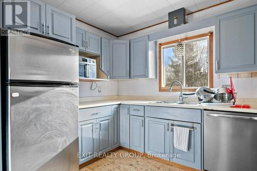 50 Denison Drive, Addington Highlands, ON - Indoor Photo Showing Kitchen With Double Sink