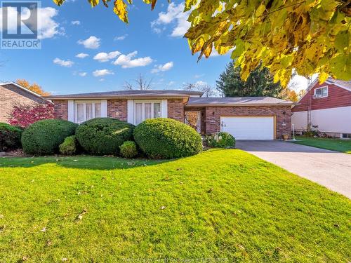 1219 Nottingham, Kingsville, ON - Outdoor With Facade