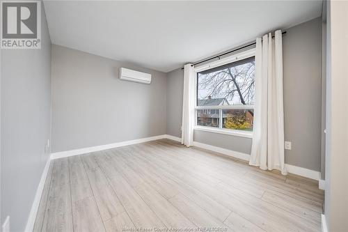 1219 Monmouth, Windsor, ON - Indoor Photo Showing Other Room