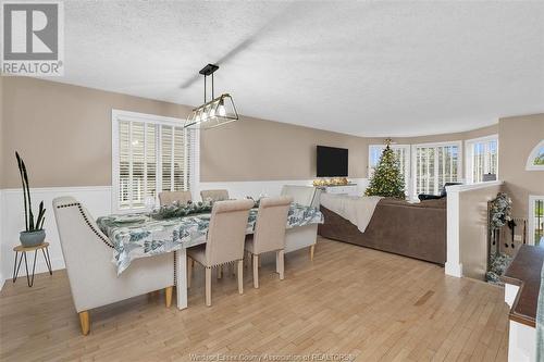 188 Mousseau Crescent, Lakeshore, ON - Indoor Photo Showing Dining Room