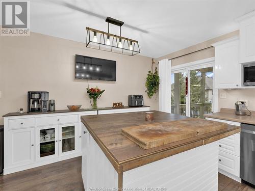 188 Mousseau Crescent, Lakeshore, ON - Indoor Photo Showing Kitchen