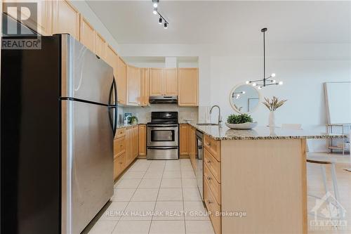 Ph13 - 205 Bolton Street, Ottawa, ON - Indoor Photo Showing Kitchen