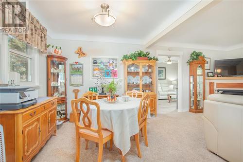 1820 Churchill Line, Sarnia, ON - Indoor Photo Showing Dining Room