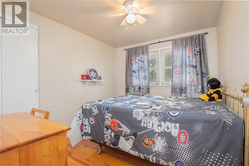 1820 Churchill Line, Sarnia, ON - Indoor Photo Showing Bedroom