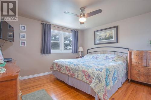 1820 Churchill Line, Sarnia, ON - Indoor Photo Showing Bedroom