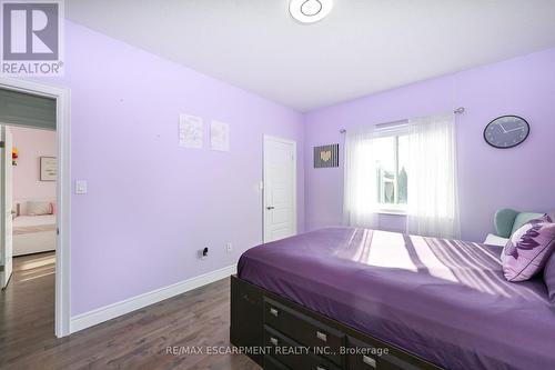 30 Ascoli Drive, Hamilton, ON - Indoor Photo Showing Bedroom