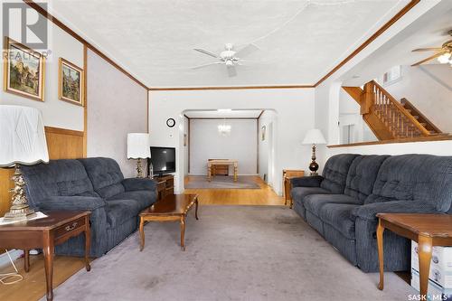 2026 Wallace Street, Regina, SK - Indoor Photo Showing Living Room