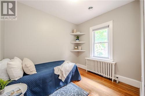 7 Alexandra Street, Guelph, ON - Indoor Photo Showing Bedroom