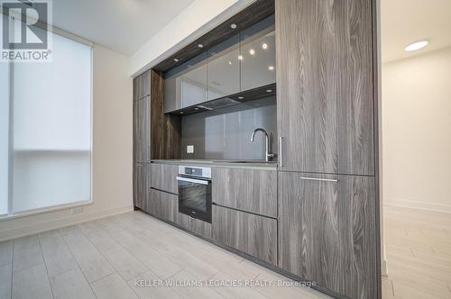 4012 - 35 Mercer Street, Toronto, ON - Indoor Photo Showing Kitchen