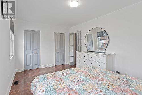 383 Durham Court, Oshawa, ON - Indoor Photo Showing Bedroom