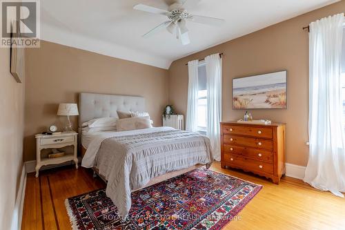 169 Robinson Street, Hamilton, ON - Indoor Photo Showing Bedroom