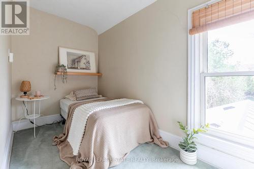 169 Robinson Street, Hamilton, ON - Indoor Photo Showing Bedroom