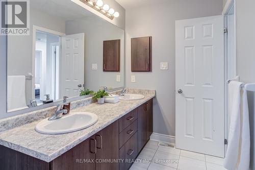 100 Leney Street, Ajax, ON - Indoor Photo Showing Bathroom