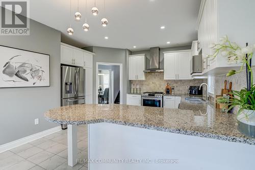 100 Leney Street, Ajax, ON - Indoor Photo Showing Kitchen With Upgraded Kitchen