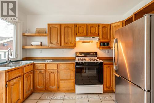 53 Tuxedo Avenue S, Hamilton, ON - Indoor Photo Showing Kitchen With Double Sink