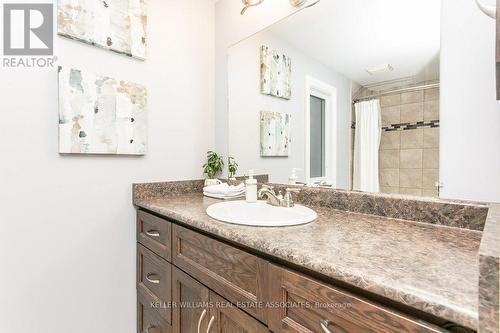 243 Highview Drive, Kitchener, ON - Indoor Photo Showing Bathroom