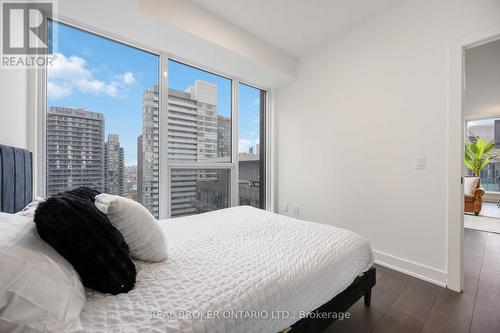 3206 - 15 Mercer Street, Toronto, ON - Indoor Photo Showing Bedroom