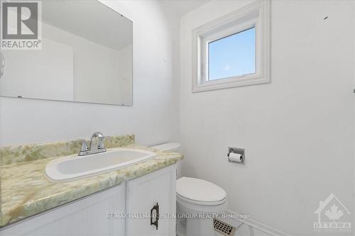 1763 Calumet Lane, Ottawa, ON - Indoor Photo Showing Bathroom