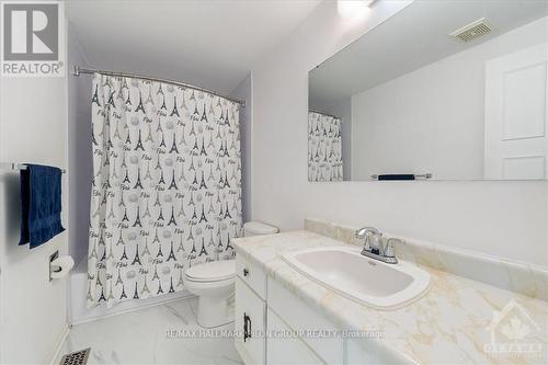 1763 Calumet Lane, Ottawa, ON - Indoor Photo Showing Bathroom