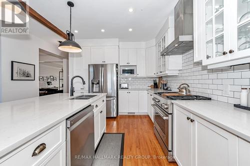 1589 Rumford Drive, Ottawa, ON - Indoor Photo Showing Kitchen With Double Sink With Upgraded Kitchen