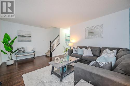 77 - 920 Edinburgh Road S, Guelph, ON - Indoor Photo Showing Living Room