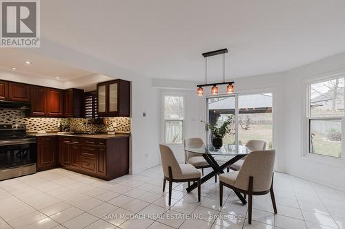 5392 Champlain Trail, Mississauga, ON - Indoor