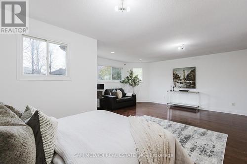 5392 Champlain Trail, Mississauga, ON - Indoor