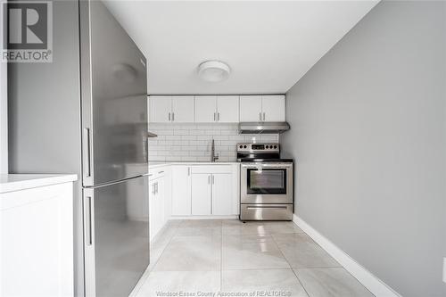 1219 Monmouth, Windsor, ON - Indoor Photo Showing Kitchen