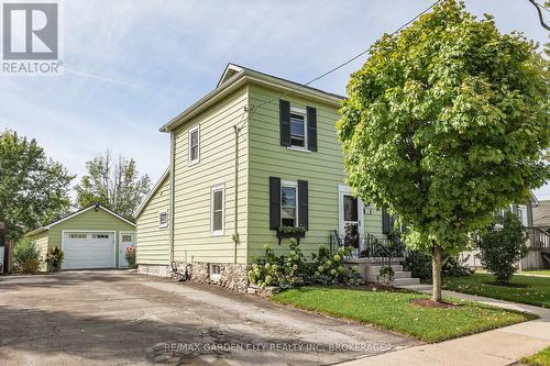 3663 East Main Street, Fort Erie (328 - Stevensville), ON - Outdoor