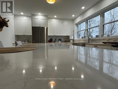 767 Leclair Avenue, Timmins, ON - Indoor Photo Showing Kitchen