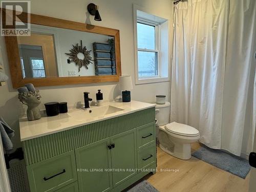 767 Leclair Avenue, Timmins, ON - Indoor Photo Showing Bathroom