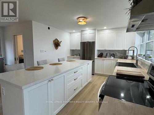 767 Leclair Avenue, Timmins, ON - Indoor Photo Showing Kitchen