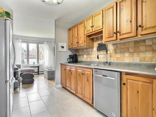 Kitchen - 302 Rue Renan, Québec (Beauport), QC - Indoor Photo Showing Kitchen With Double Sink