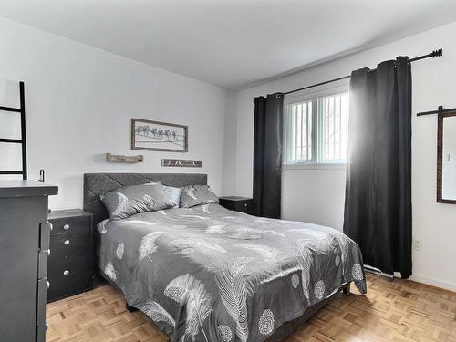 Bedroom - 302 Rue Renan, Québec (Beauport), QC - Indoor Photo Showing Bedroom