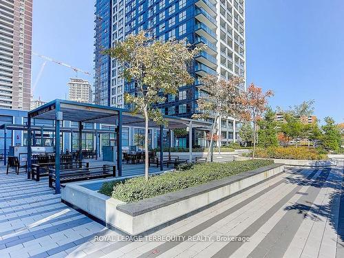 1207-7 Mabelle Ave, Toronto, ON - Outdoor With Facade