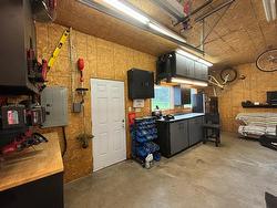 Garage - 