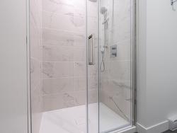 Ensuite bathroom - 