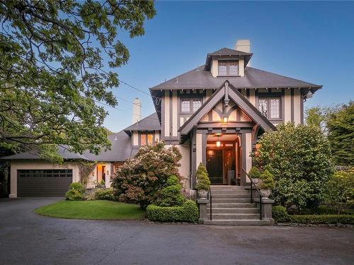 611 Foul Bay Rd, Victoria, BC 