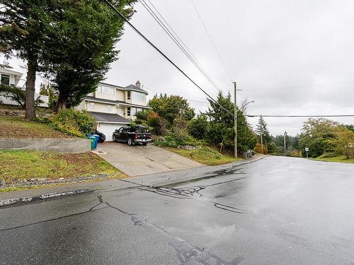 628 Cairndale Rd, Colwood, BC 