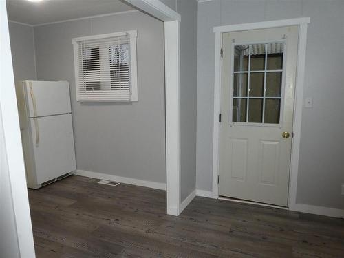 208 Third Ave Se, Geraldton, ON - Indoor Photo Showing Other Room