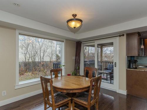 219 Saxon Drive, Thunder Bay, ON - Indoor Photo Showing Dining Room